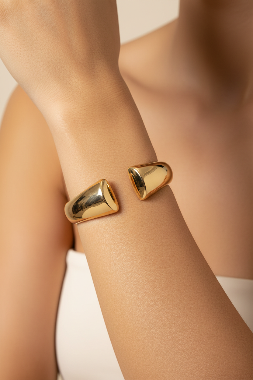 Odette Gold Bangle