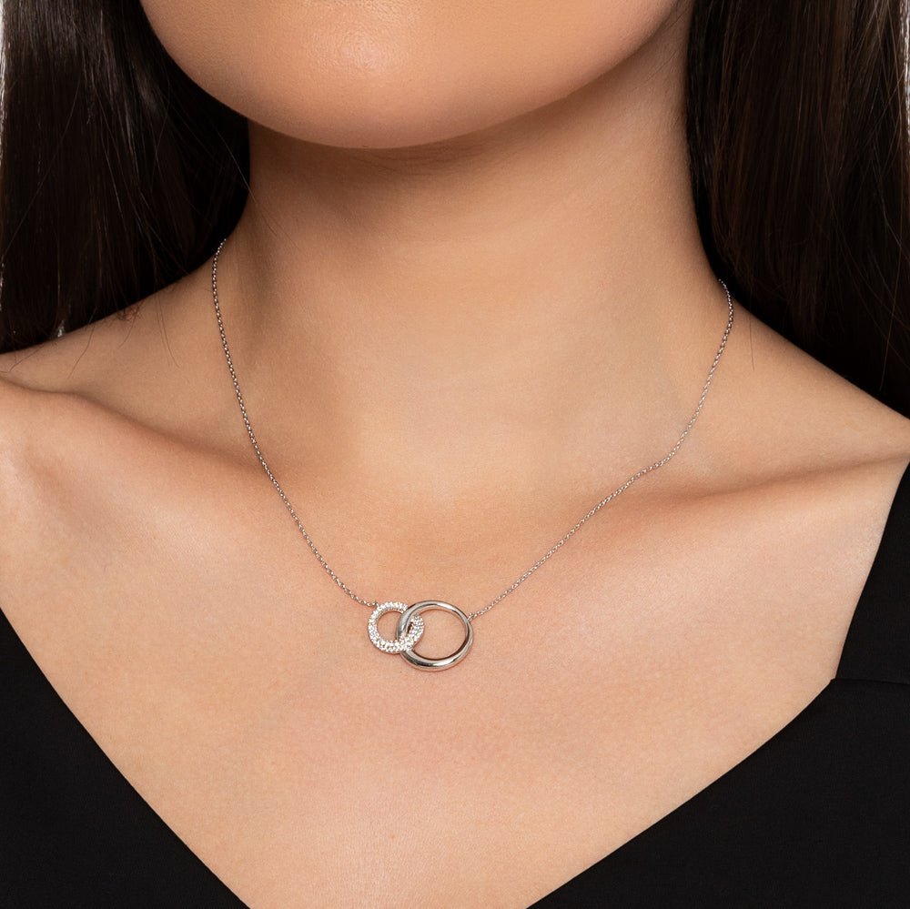 Interlinking Circles Necklace