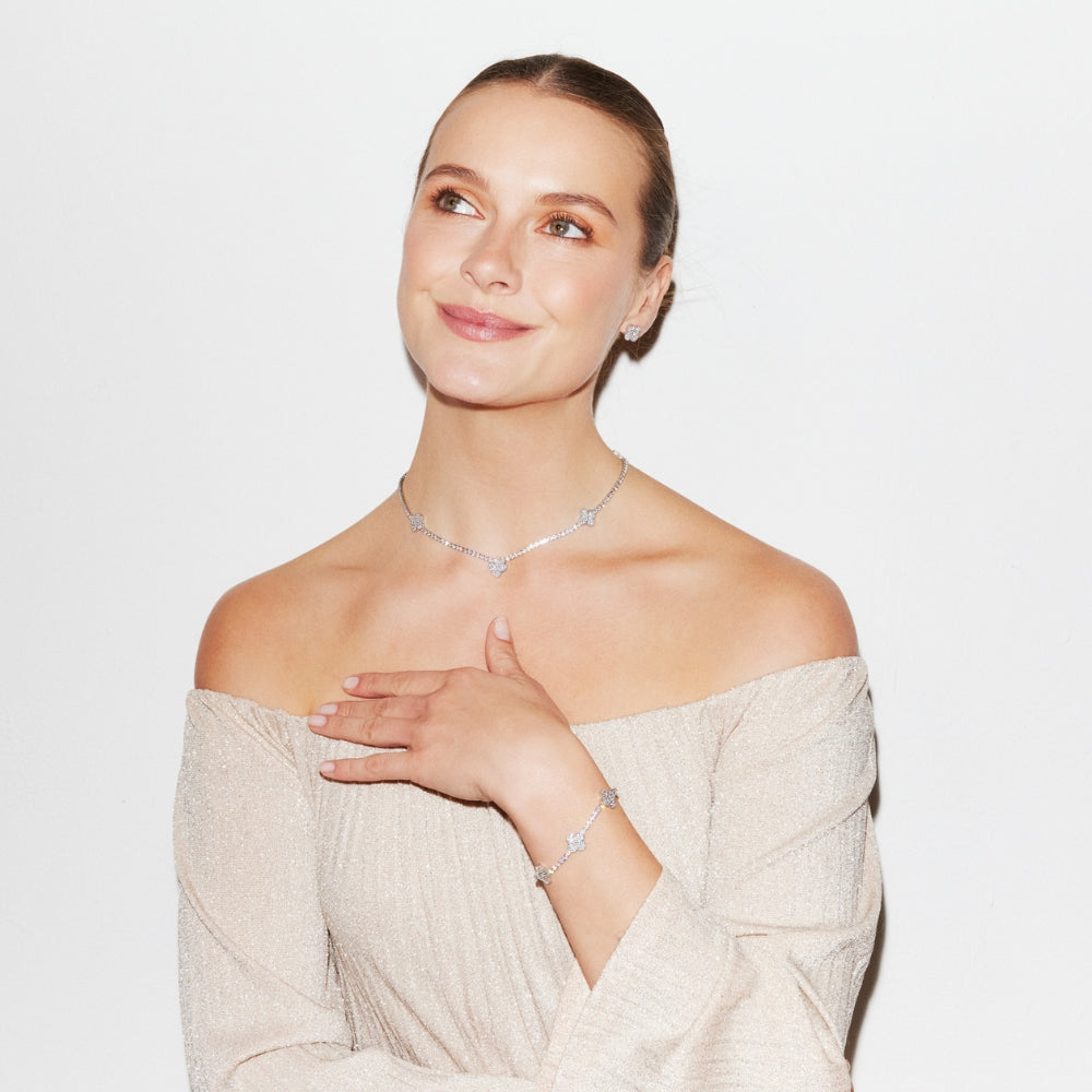 Luciana Clover Necklace