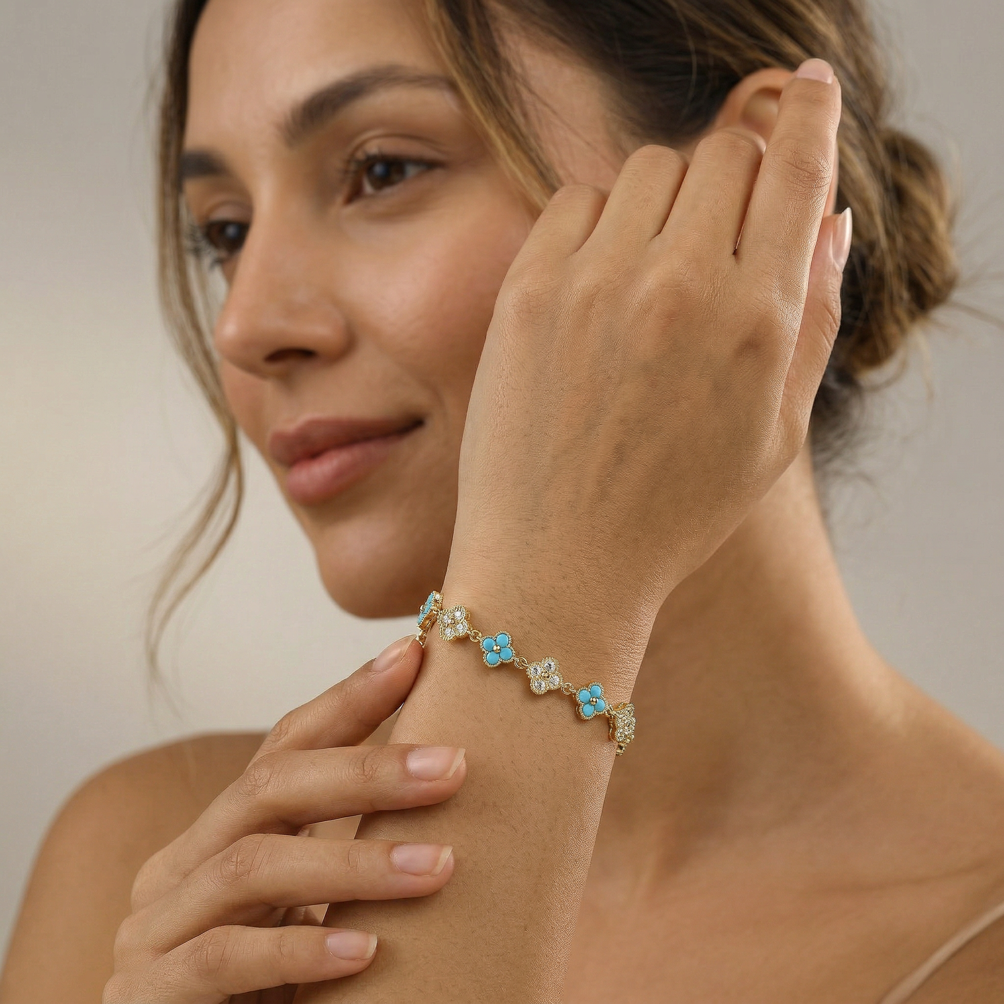 Turquoise & Crystal Clover Bracelet