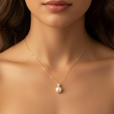 Anna Faux Pearl Pendant
