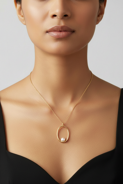 Faux Pearl & Gold Pendant